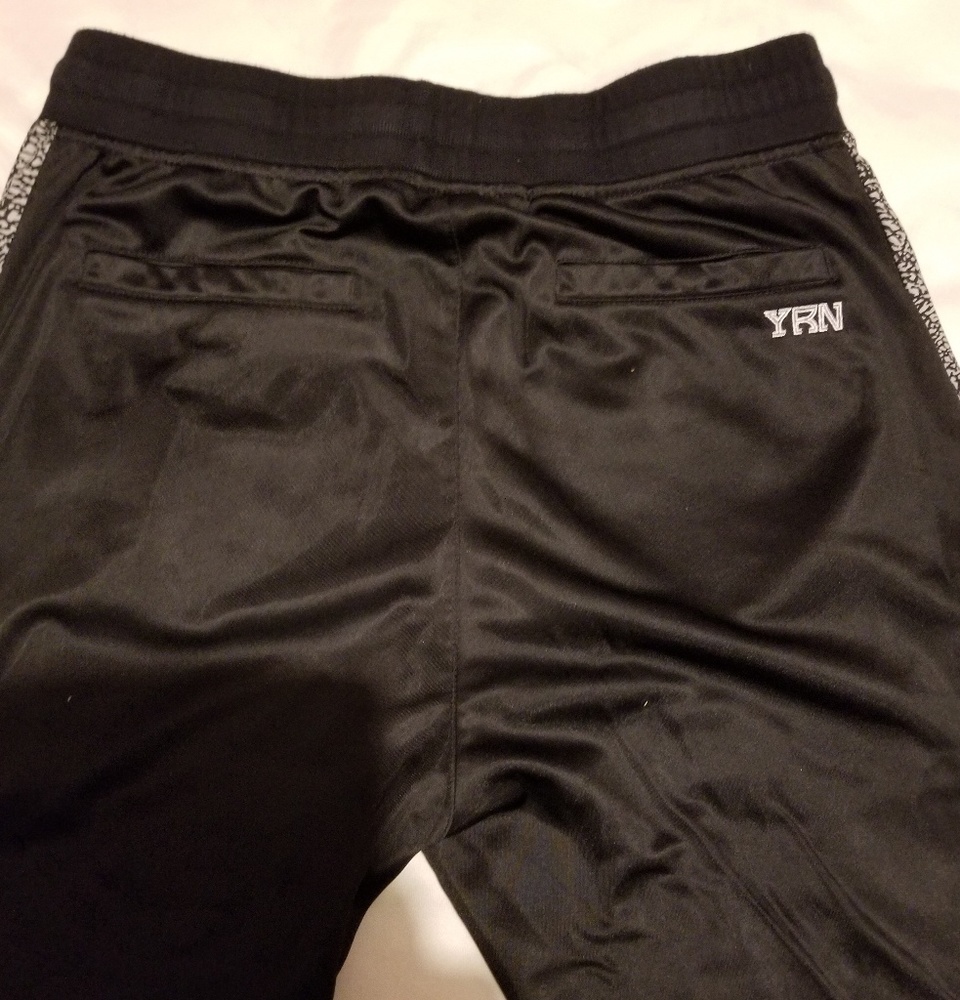 Sweatpants - Picture 3 of 4